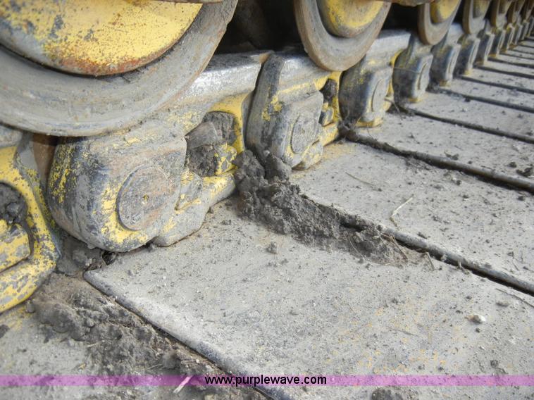 image for item A6708 2000 Komatsu D65PX dozer