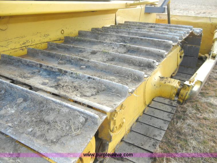 image for item A6708 2000 Komatsu D65PX dozer