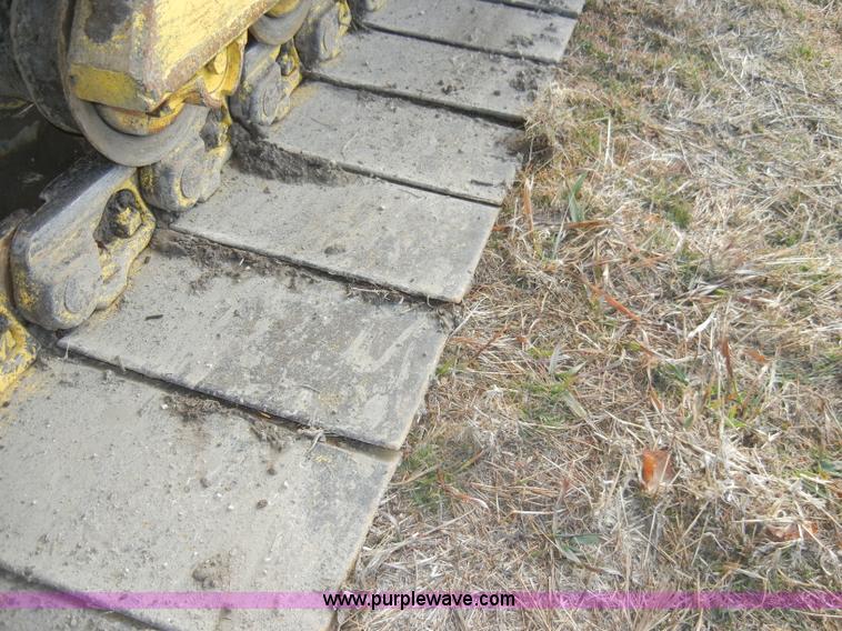 image for item A6708 2000 Komatsu D65PX dozer