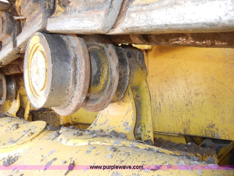 image for item A6708 2000 Komatsu D65PX dozer