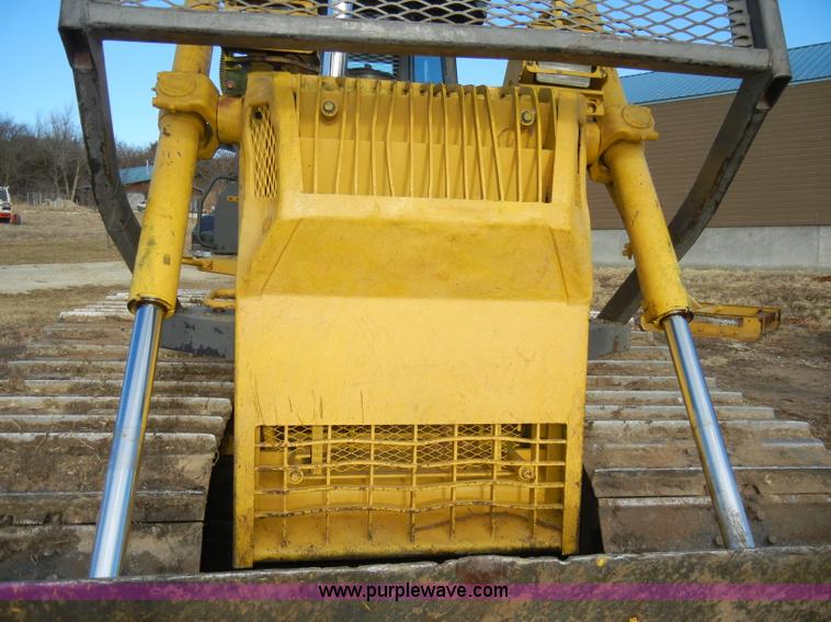 image for item A6708 2000 Komatsu D65PX dozer