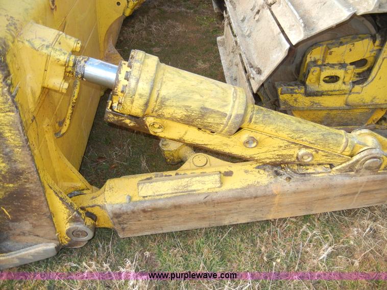 image for item A6708 2000 Komatsu D65PX dozer