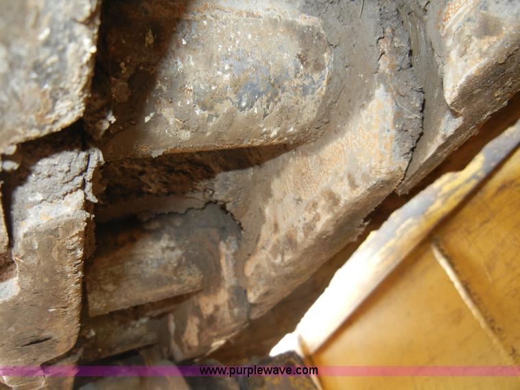 image for item A6708 2000 Komatsu D65PX dozer