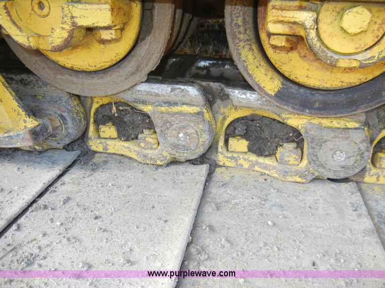 image for item A6708 2000 Komatsu D65PX dozer