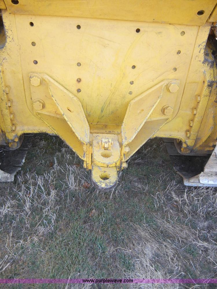 image for item A6708 2000 Komatsu D65PX dozer