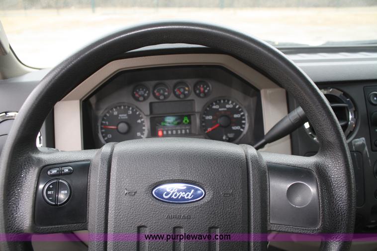 image for item A6709 2008 Ford F450 XLT Super Duty SuperCab pickup truck