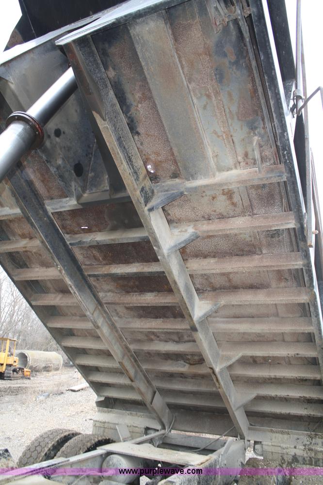 image for item A6762 1984 Freightliner FLC-42T dump truck