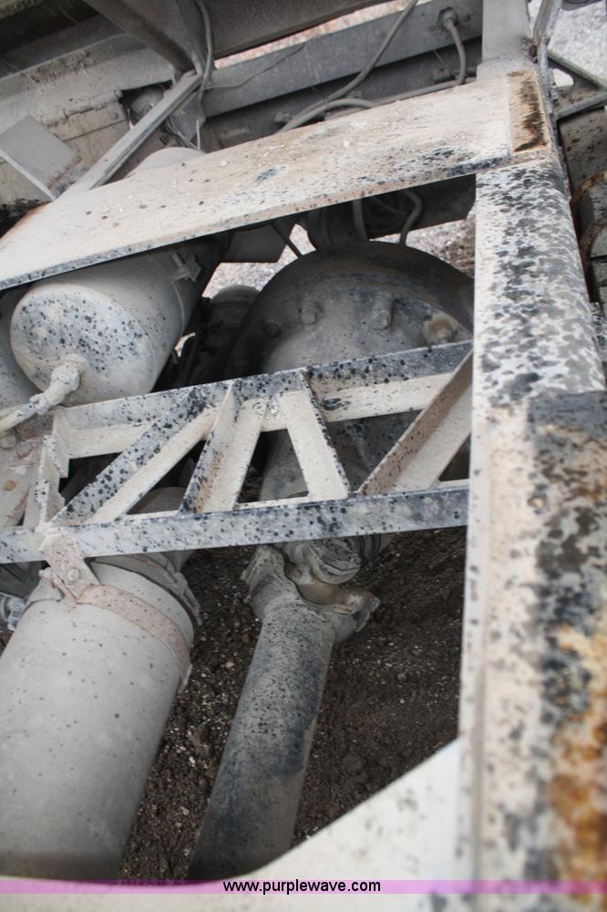 image for item A6762 1984 Freightliner FLC-42T dump truck