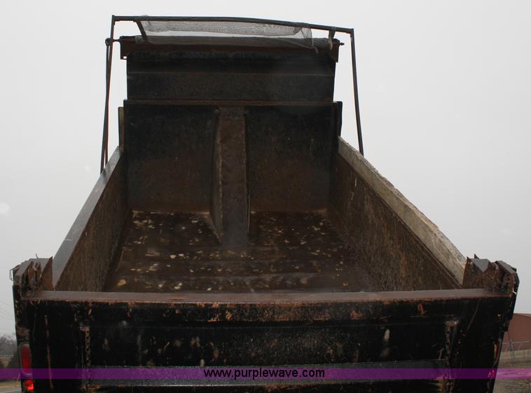 image for item A6762 1984 Freightliner FLC-42T dump truck