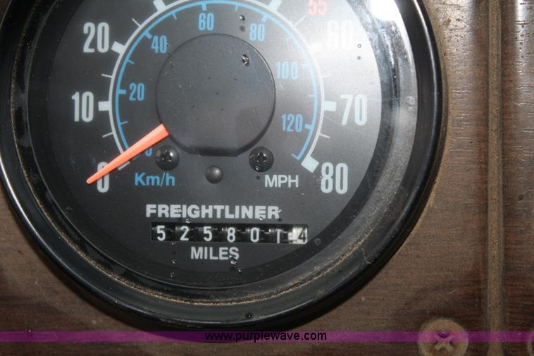 image for item A6762 1984 Freightliner FLC-42T dump truck