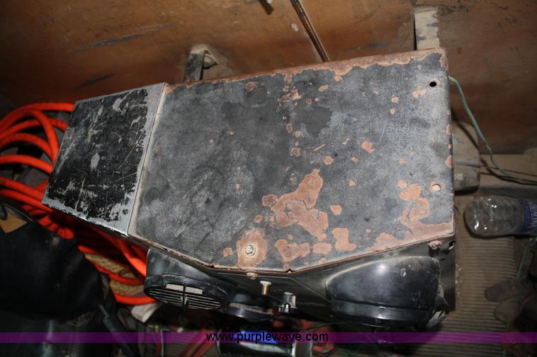 image for item A6762 1984 Freightliner FLC-42T dump truck