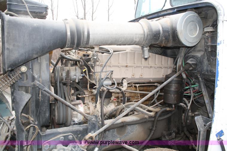 image for item A6762 1984 Freightliner FLC-42T dump truck