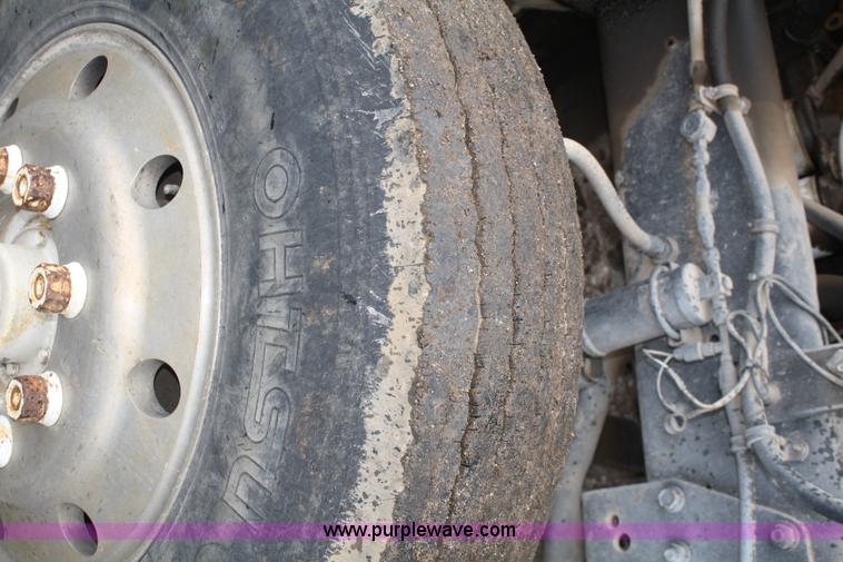 image for item A6762 1984 Freightliner FLC-42T dump truck