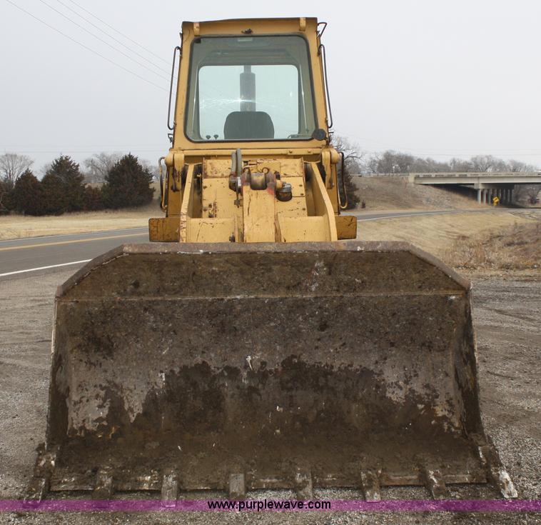 image for item A6763 1987 Caterpillar 953 track loader