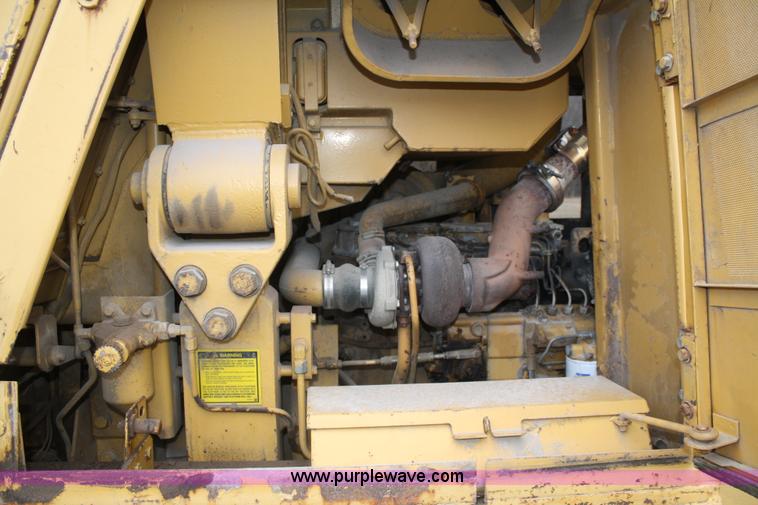 image for item A6763 1987 Caterpillar 953 track loader