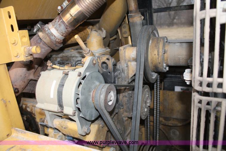 image for item A6763 1987 Caterpillar 953 track loader