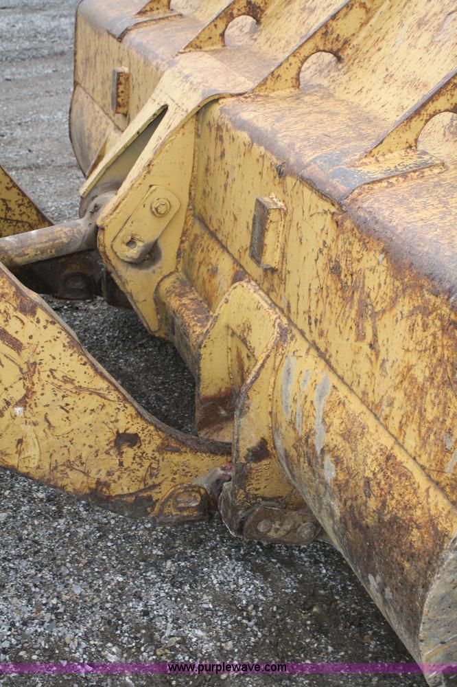 image for item A6763 1987 Caterpillar 953 track loader