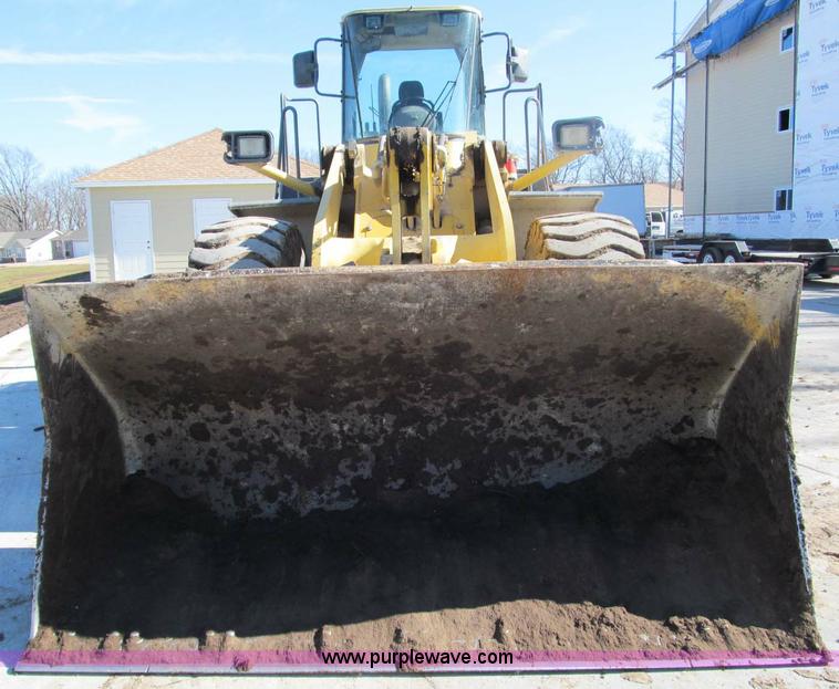 image for item A6764 1998 Komatsu WA450-3 wheel loader