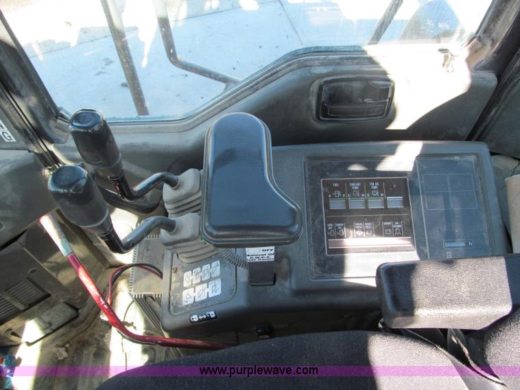 image for item A6764 1998 Komatsu WA450-3 wheel loader