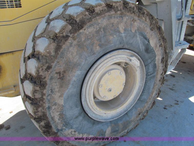 image for item A6764 1998 Komatsu WA450-3 wheel loader
