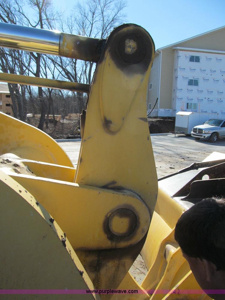 image for item A6764 1998 Komatsu WA450-3 wheel loader