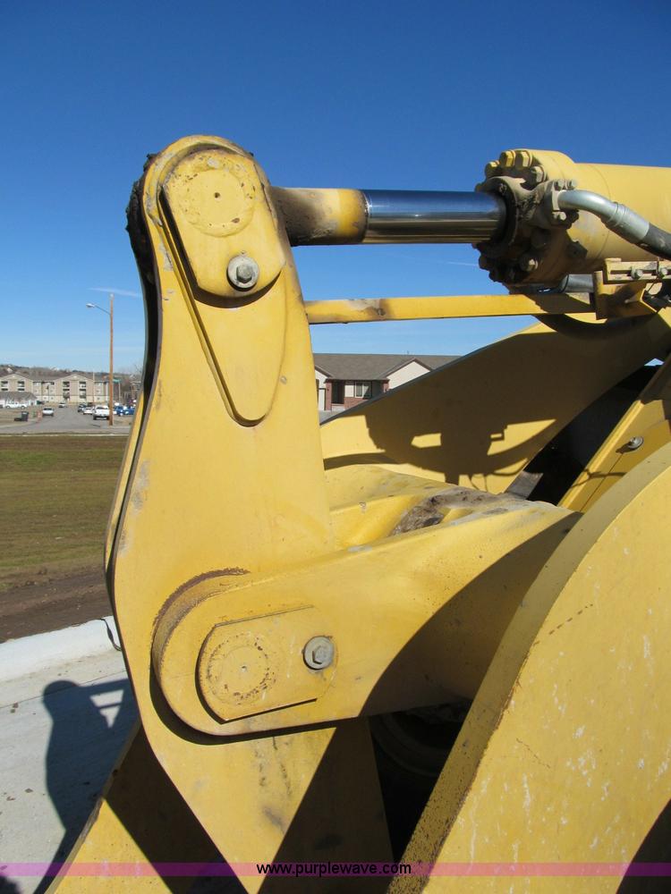 image for item A6764 1998 Komatsu WA450-3 wheel loader