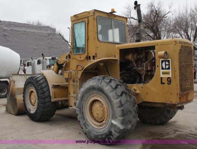 image for item A6768 1973 Caterpillar 966C wheel loader