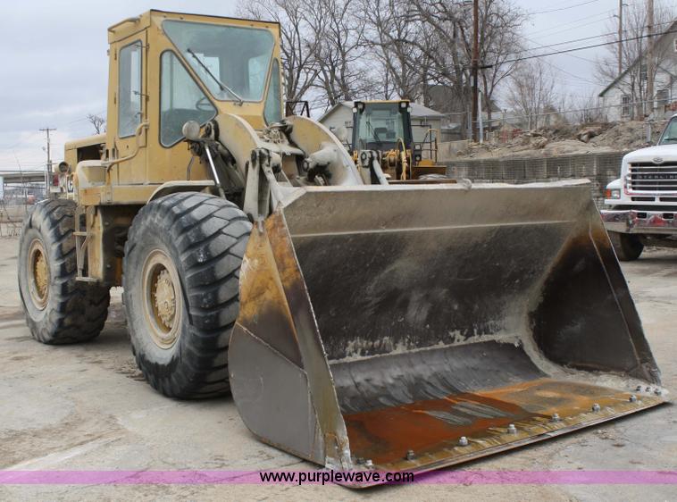 image for item A6768 1973 Caterpillar 966C wheel loader