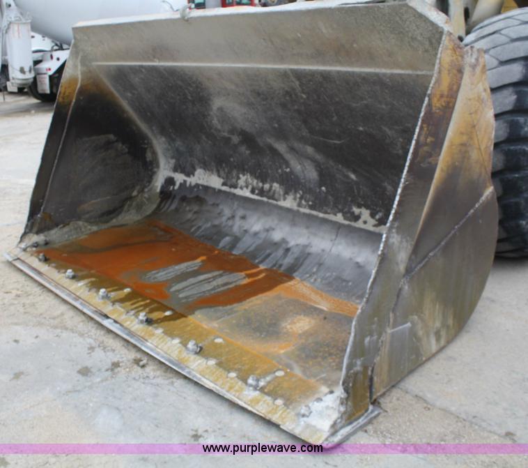 image for item A6768 1973 Caterpillar 966C wheel loader