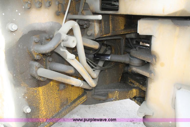 image for item A6768 1973 Caterpillar 966C wheel loader