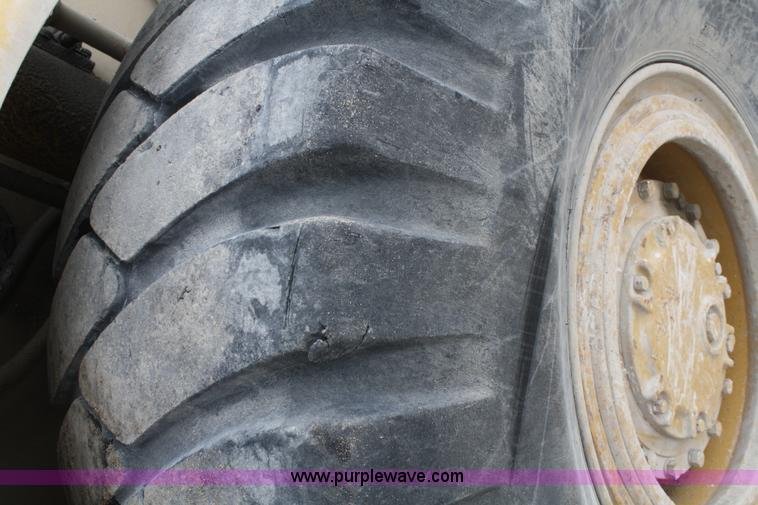 image for item A6768 1973 Caterpillar 966C wheel loader