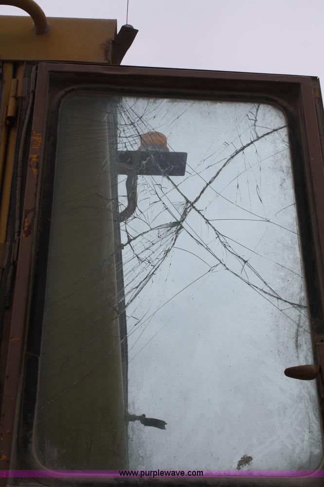 image for item A6768 1973 Caterpillar 966C wheel loader