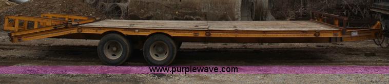 image for item A6770 1987 LZ 18KT double-axle trailer