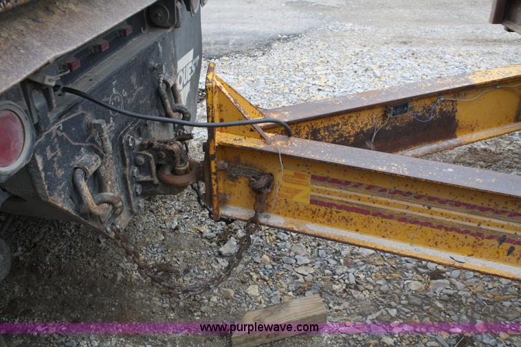 image for item A6770 1987 LZ 18KT double-axle trailer