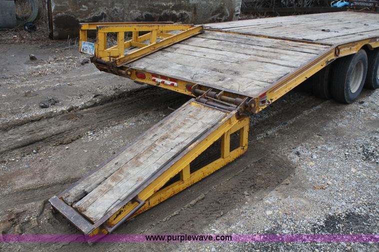 image for item A6770 1987 LZ 18KT double-axle trailer