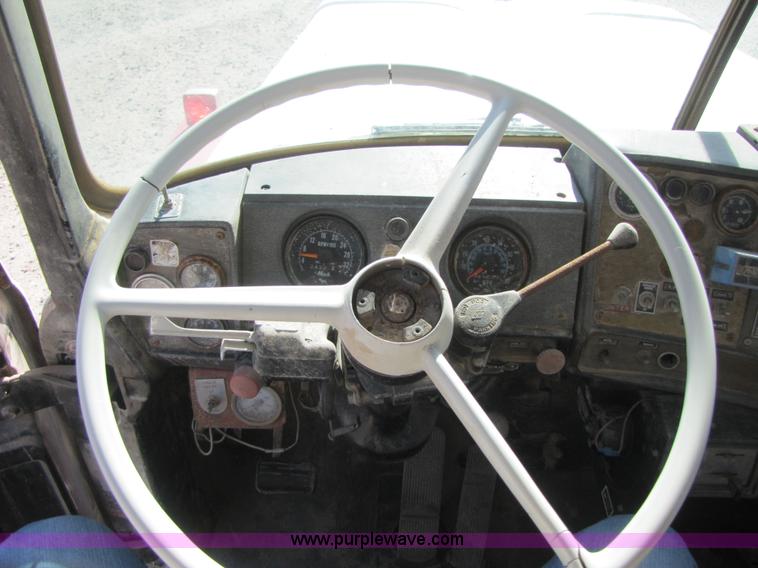 image for item B2122 1979 Mack RS6001 mixer truck