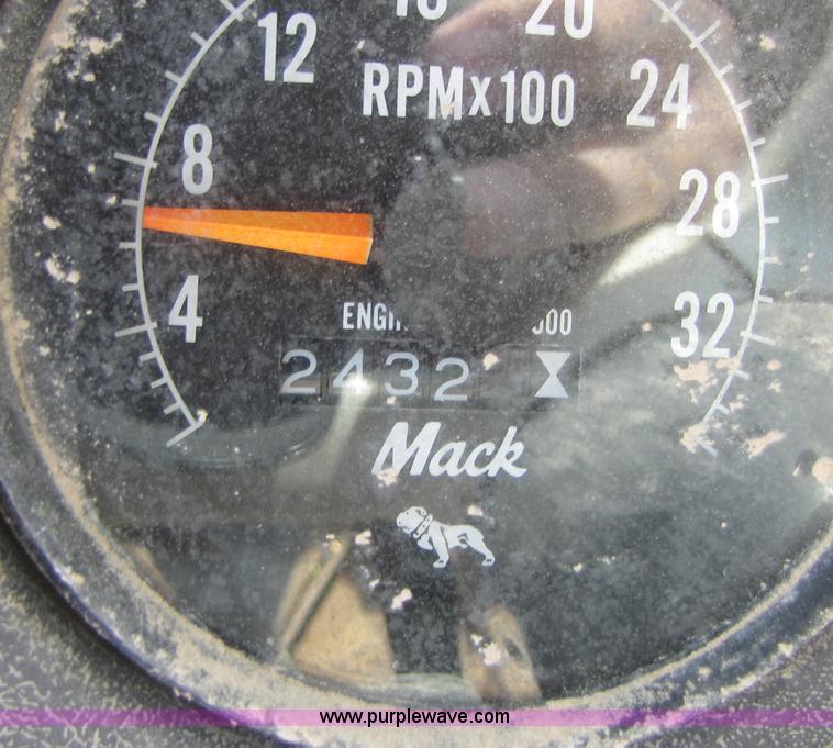 image for item B2122 1979 Mack RS6001 mixer truck