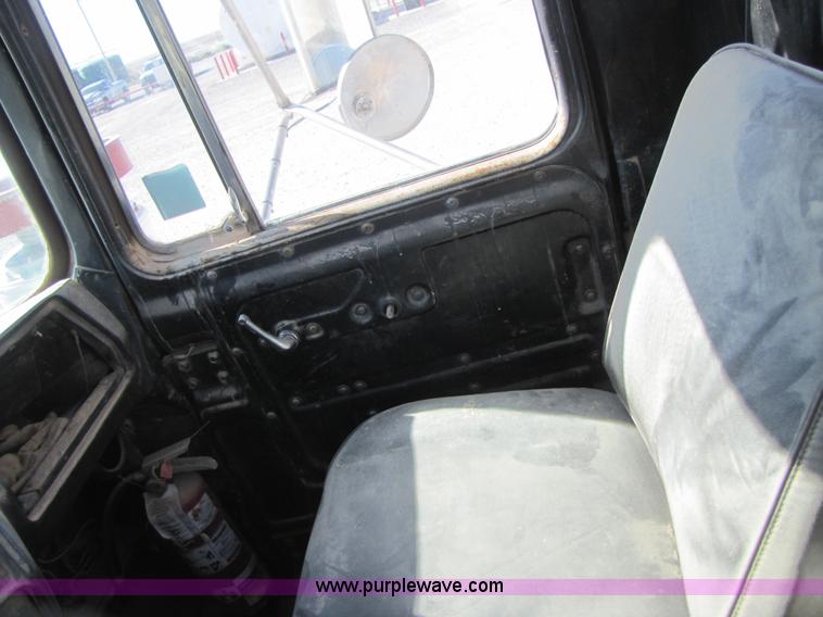 image for item B2122 1979 Mack RS6001 mixer truck