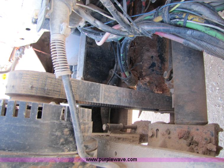 image for item B2193 1999 Freightliner Century Class semi truck