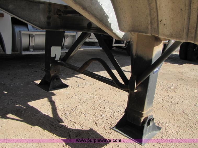 image for item B2194 1983 Fruehauf 42' aluminum tanker trailer