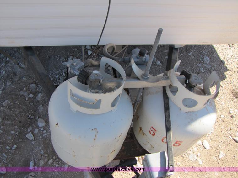 image for item B2195 1996 Dutchmen 33' travel trailer