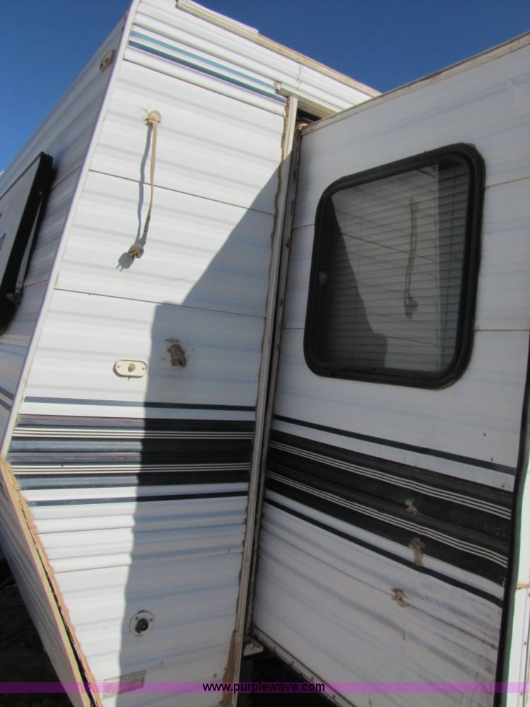 image for item B2195 1996 Dutchmen 33' travel trailer