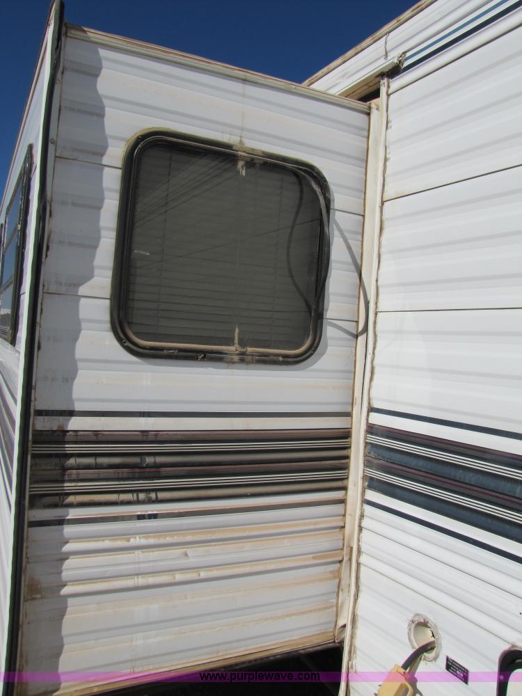 image for item B2195 1996 Dutchmen 33' travel trailer