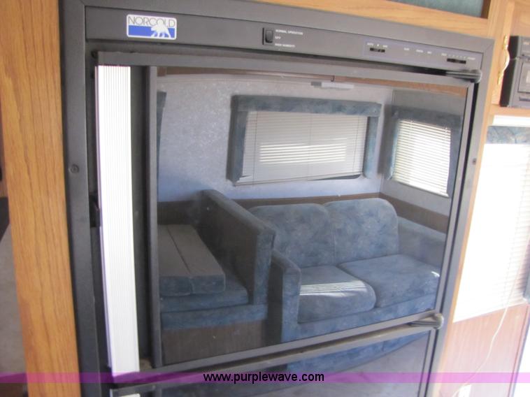 image for item B2195 1996 Dutchmen 33' travel trailer