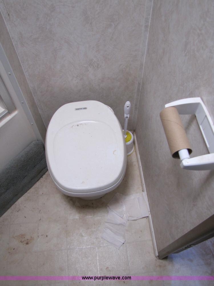 image for item B2195 1996 Dutchmen 33' travel trailer