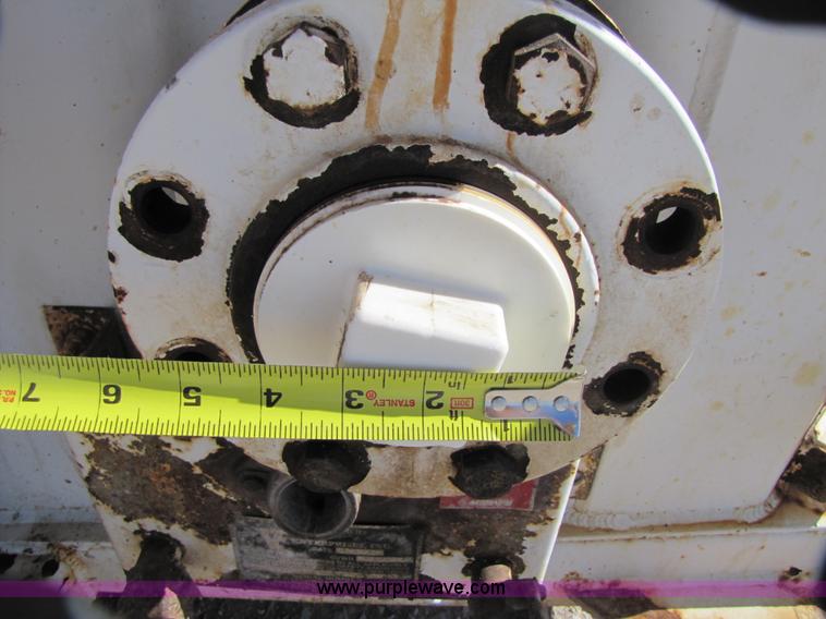 image for item B2196 2005 V.E. Enterprises flat top storage/frac tank