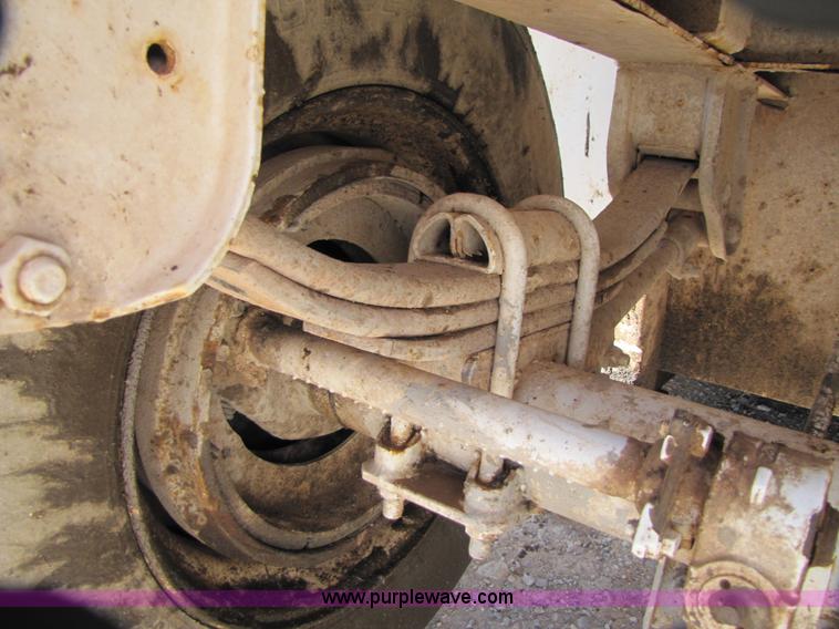 image for item B2196 2005 V.E. Enterprises flat top storage/frac tank