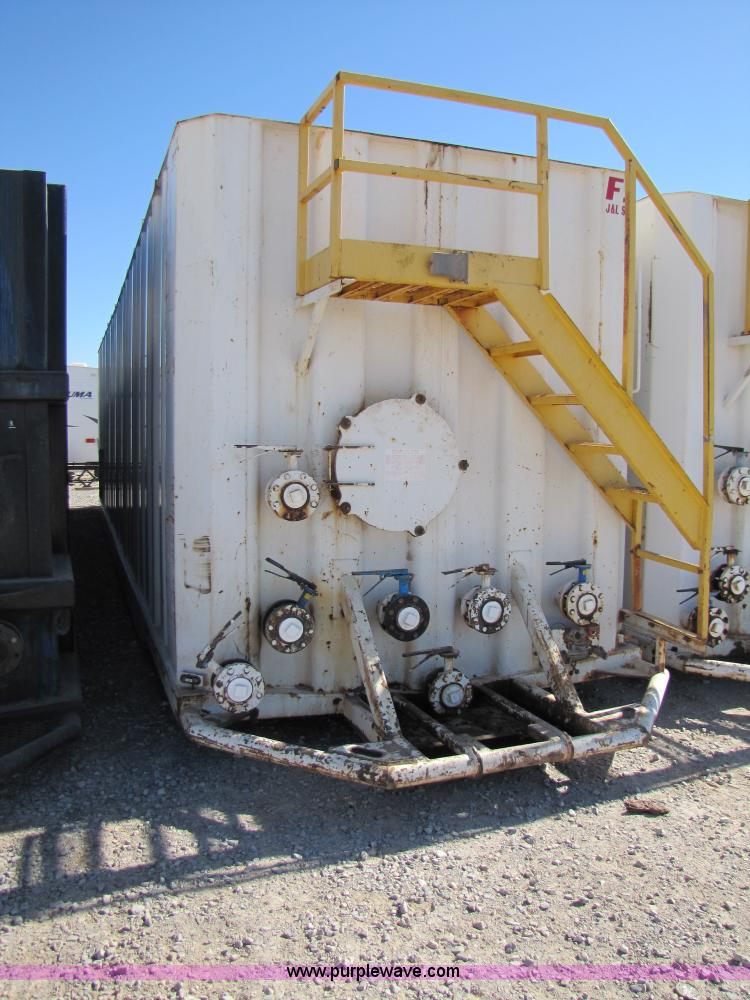 image for item B2198 2005 V.E. Enterprises flat top storage/frac tank