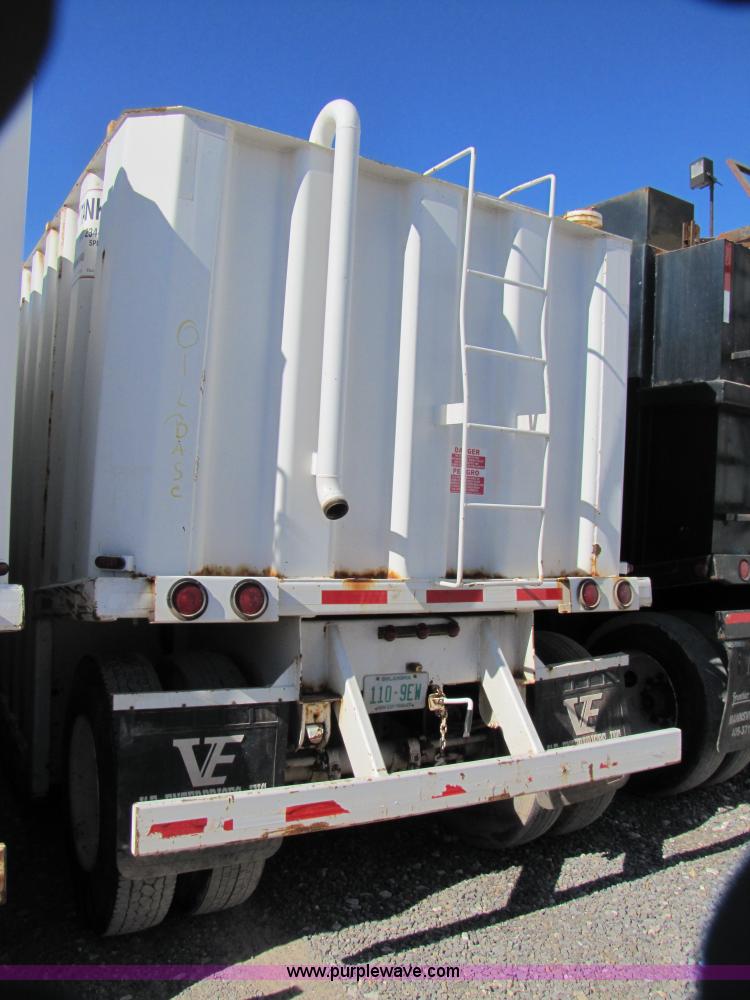 image for item B2198 2005 V.E. Enterprises flat top storage/frac tank
