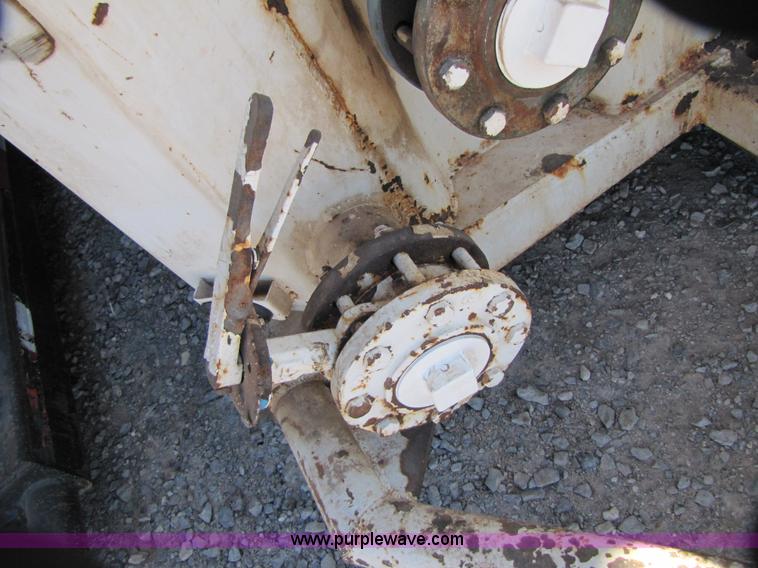 image for item B2198 2005 V.E. Enterprises flat top storage/frac tank
